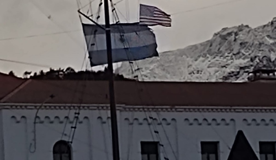 Milei manoteó el Puerto de Ushuaia y abrió la puerta a la entrega del Atlántico Sur