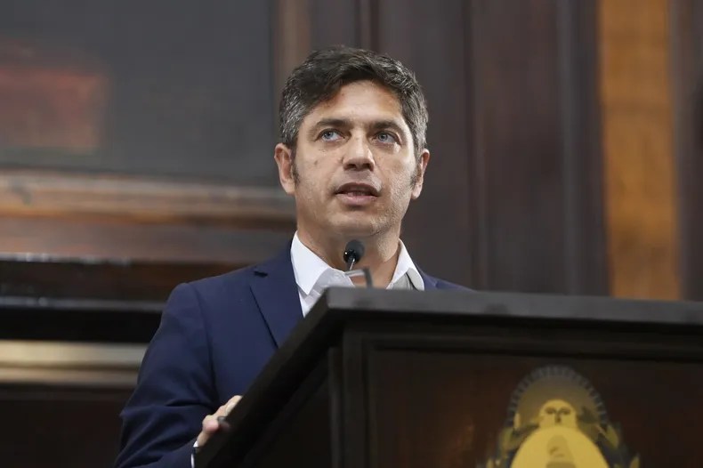Kicillof cruzó el modelo económico de Milei, lo vinculó con la dictadura y llamó a defender la democracia