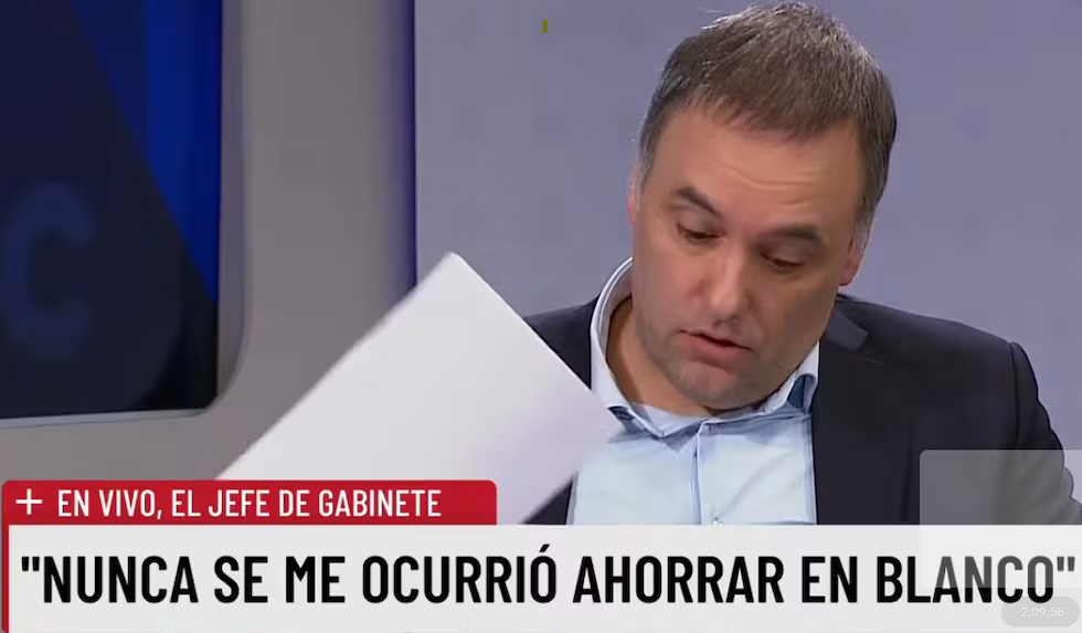 Adorni y el cuento del pendrive