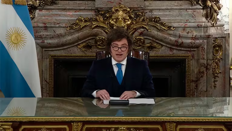 Milei y la construcción del enemigo: cómo el discurso presidencial busca reafirmar una identidad política antes que explicar un programa económico