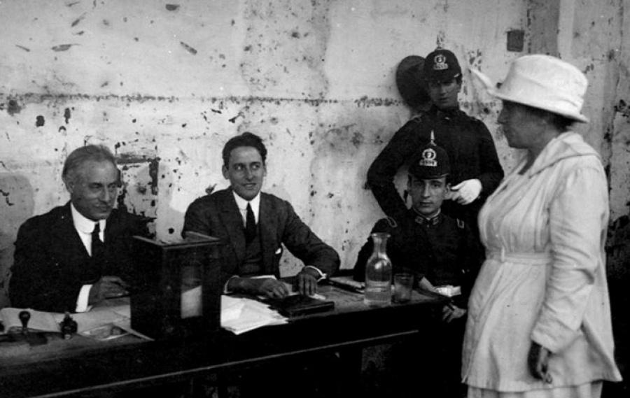Julieta Lanteri: La mujer que votó cuando en la Argentina no podían hacerlo